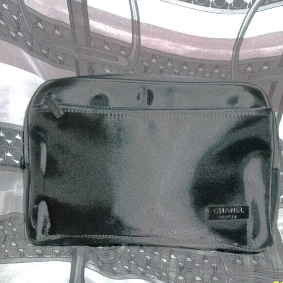 ❤️CHANEL PARFUMS Dual Compartment Cosmetic Makeup Bag Clutch - Picture 1 of 6